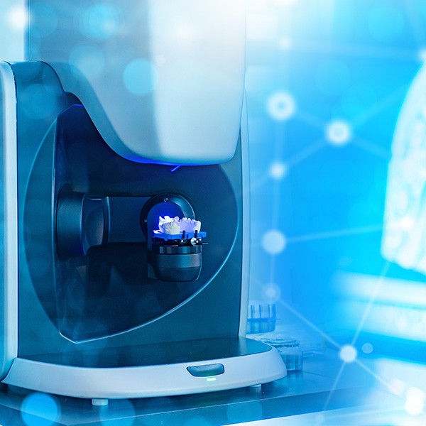 CAD/CAM technology in dental laboratory